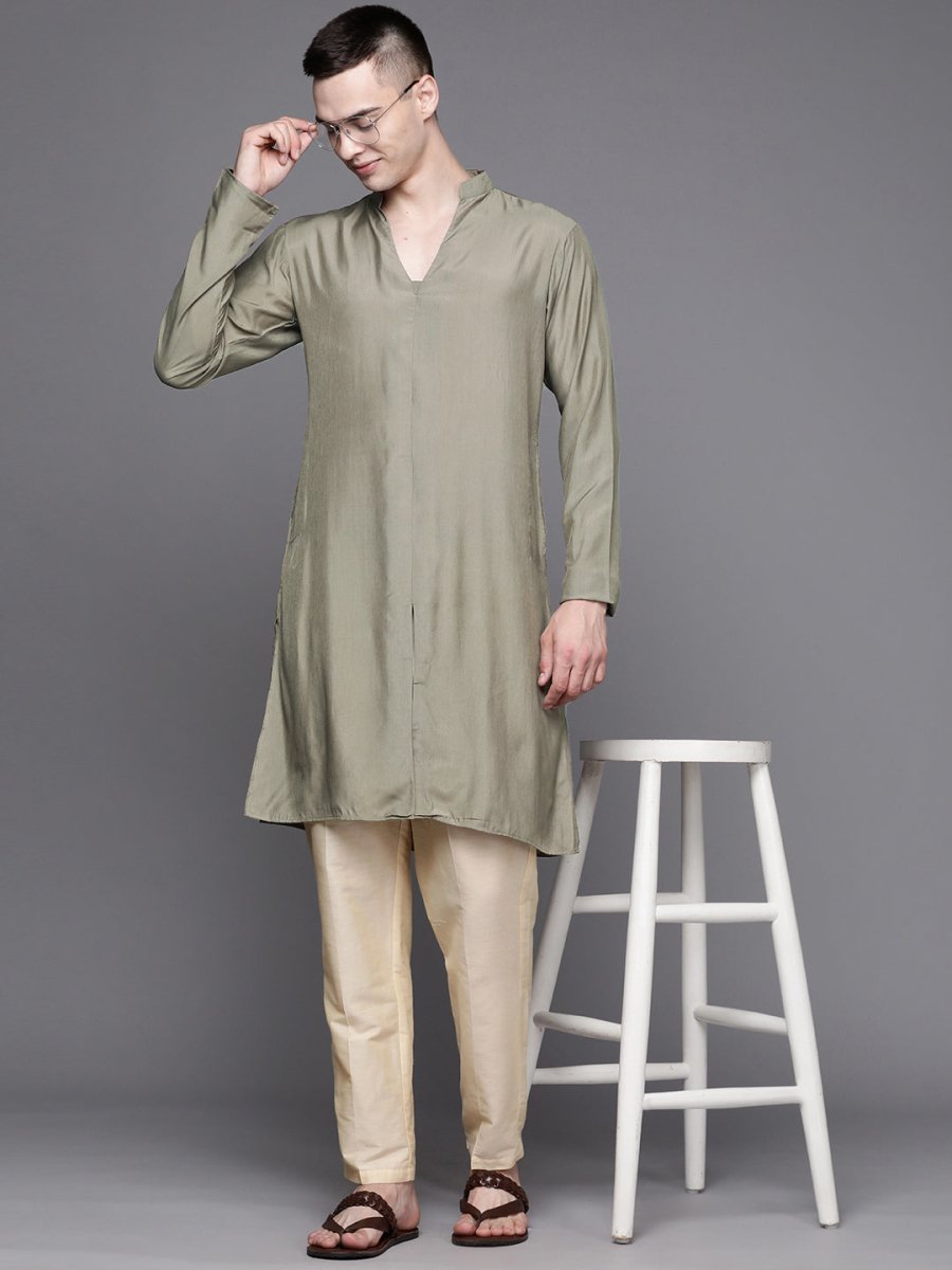 Men Solid Straight Kurta - Inddus.com