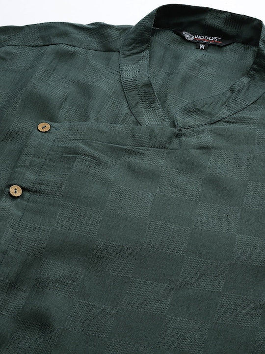 Men Woven Design Geometric Kurta - Inddus.com