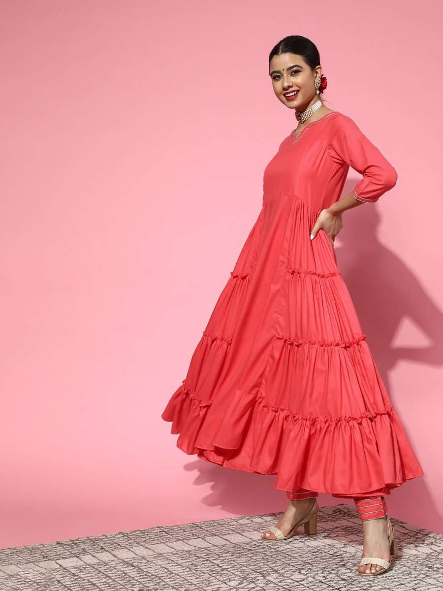 Solid Silk Blend Scalloped Edge Kurta Set - Inddus.com