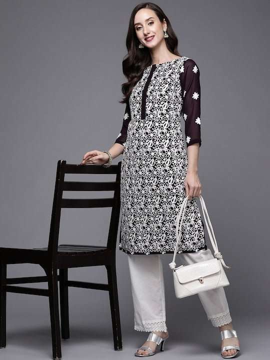 Women Burgundy & White Ethnic Motifs Embroidered Georgette Kurta - Inddus.com