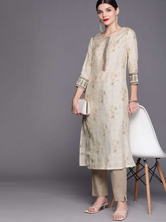 Women Cream-Coloured Floral Embroidered Regular Gotta Patti Kurta with Trousers - Inddus.com