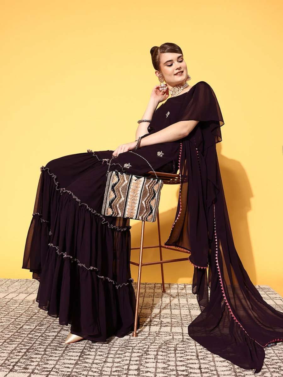 Women Ethnic Motifs Poly Georgette All in the Details Kurta Set - Inddus.com