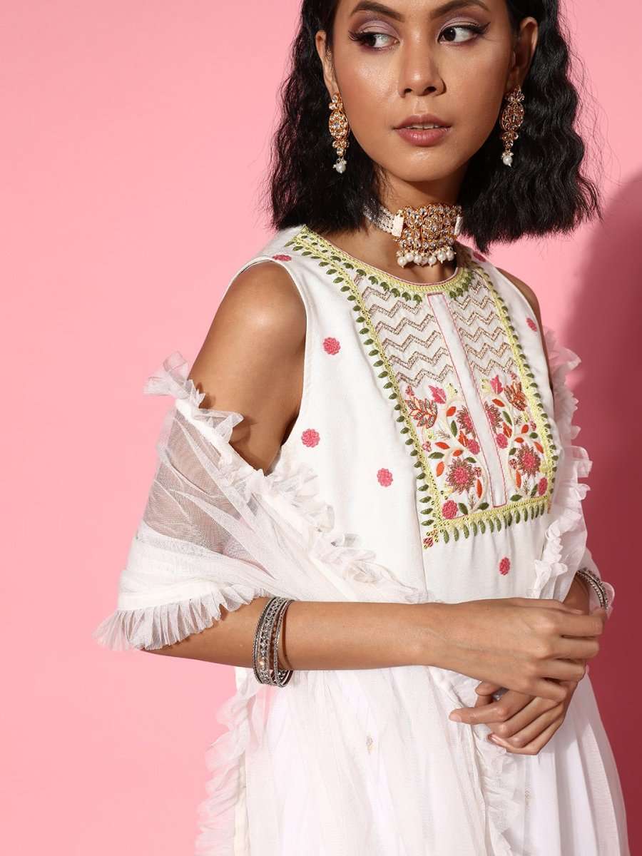 Women Ethnic Motifs Poly-Georgette Ethereal Embroidery Kurta Set - Inddus.com