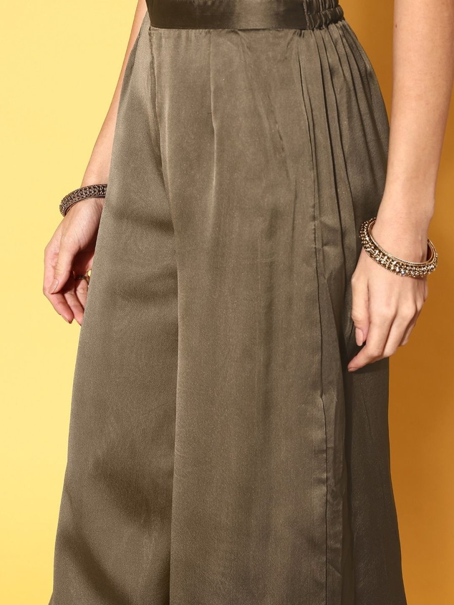 Women Ethnic Motifs Silk Blend Ethereal Embroidery Kurta Set - Inddus.com