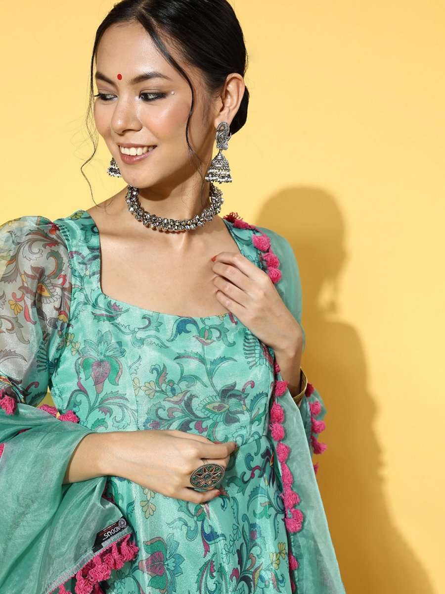 Women Floral Organza Swirling Volume Kurta Set - Inddus.com