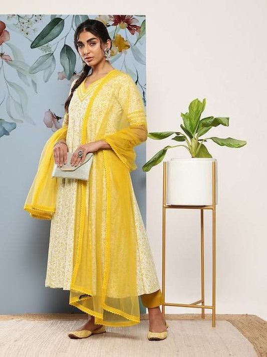 Women Floral Printed Thread Work Kurta With Trousers & With Dupatta - Inddus.com