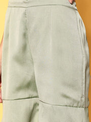 Women Floral Silk Blend Bling it On Kurta Set - Inddus.com