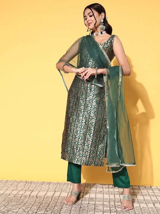 Women Floral Silk Blend Spaghetti Straps Kurta Set - Inddus.com