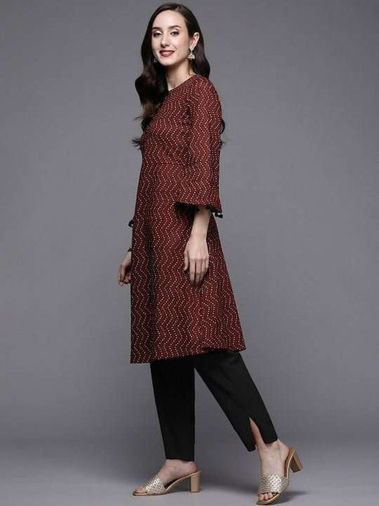 Women Geometric Printed Flared Sleeves Cotton A-Line Kurta - Inddus.com