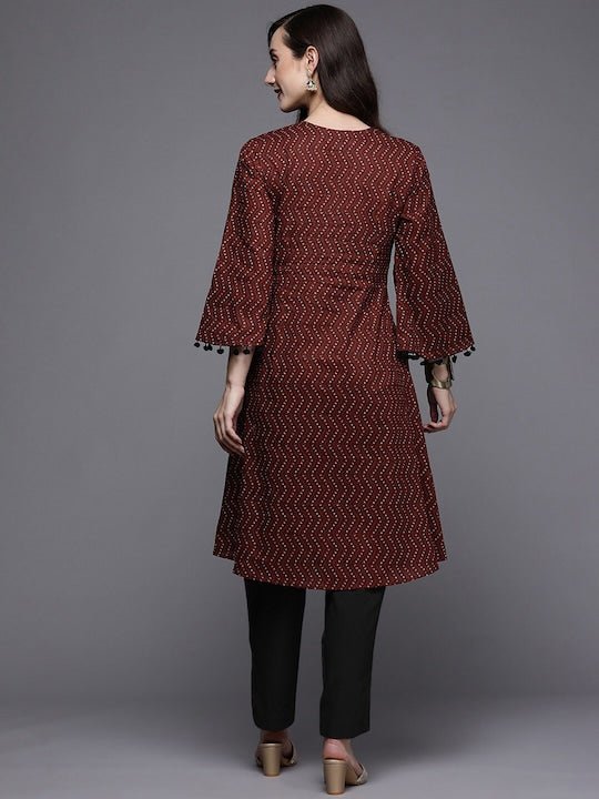 Women Geometric Printed Flared Sleeves Cotton A-Line Kurta - Inddus.com