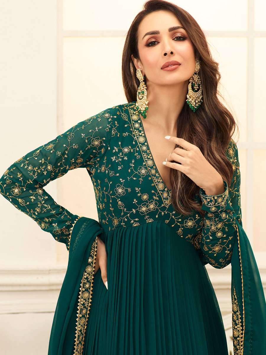Women Green Floral Embroidered Anarkali Kurta - Inddus.com