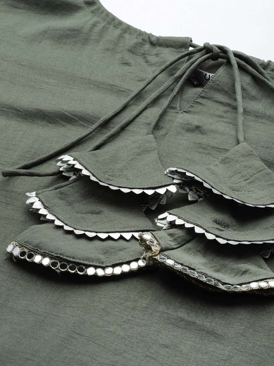 Women Green Solid Gotta Patti Detail Kurta with Trousers - Inddus.com