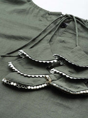 Women Green Solid Gotta Patti Detail Kurta with Trousers - Inddus.com