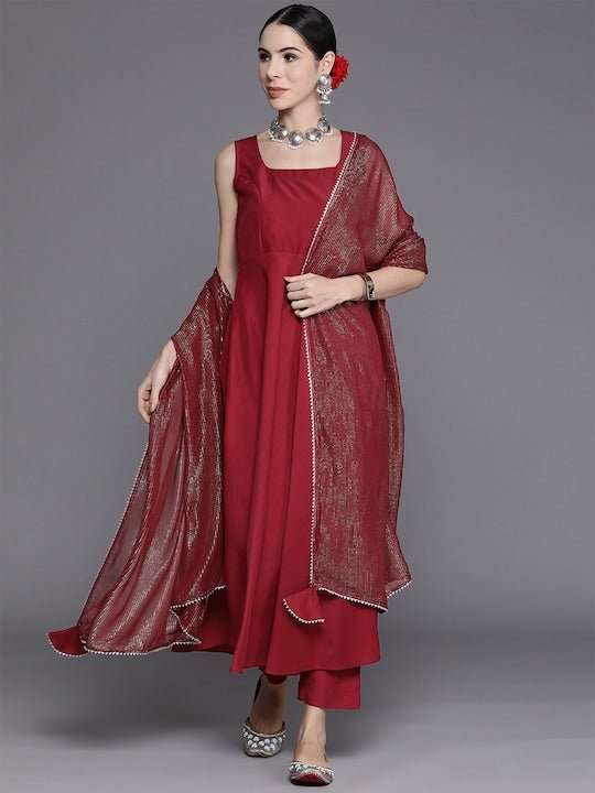 Women Maroon Kurta with Trousers & With Dupatta - Inddus.com