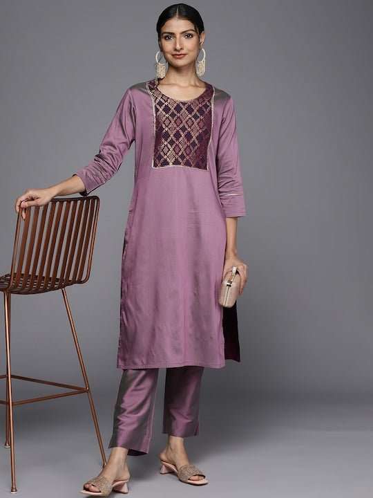Women Mauve Yoke Design Kurta with Trousers - Inddus.com