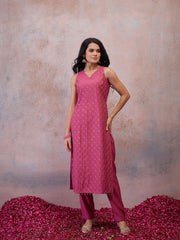 Women Ethnic Motifs Embroidered Angrakha Thread Work Pure Silk Kurta with Trousers