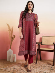 Ethnic Motifs Printed Straight Kurta With Trousers