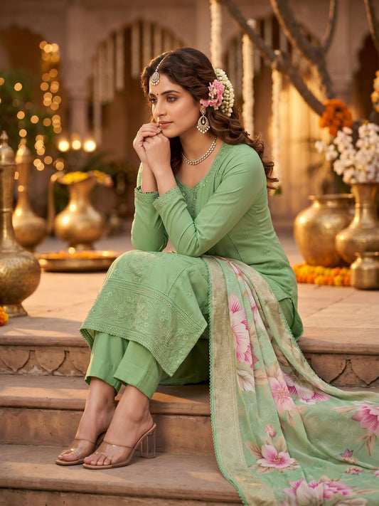 Green Organza Embroiderd Kurta Set