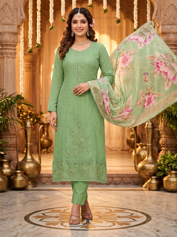 Green Organza Embroiderd Kurta Set