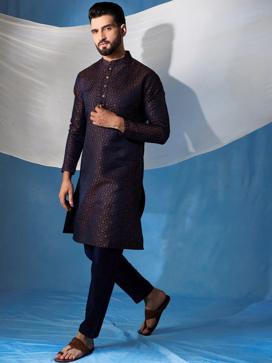 Floral Embroidered Sequinned Jacquard Weave Stright Kurta With Trousers