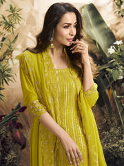 Malaika Arora Women Floral Embroidered Regular Kurta with Palazzos & With Dupatta