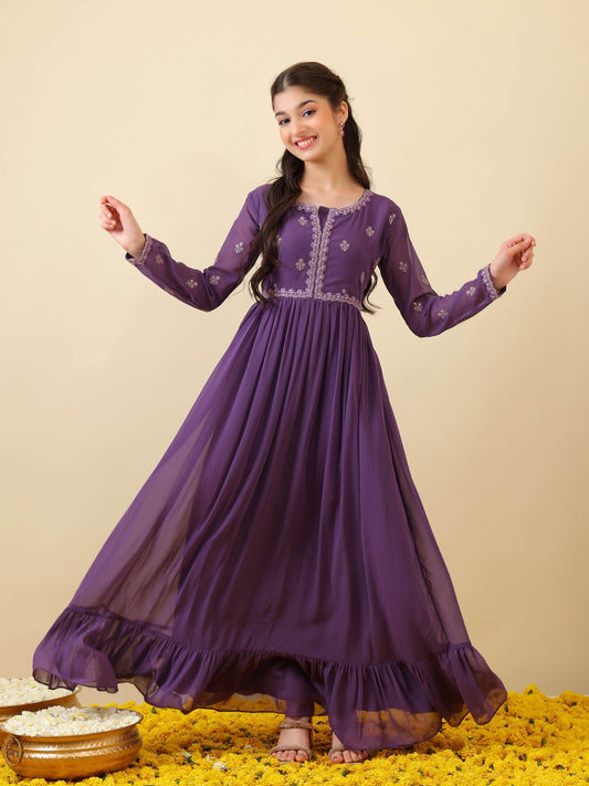 Girls Floral Thread & Sequinned Embroidered Ethnic Dress