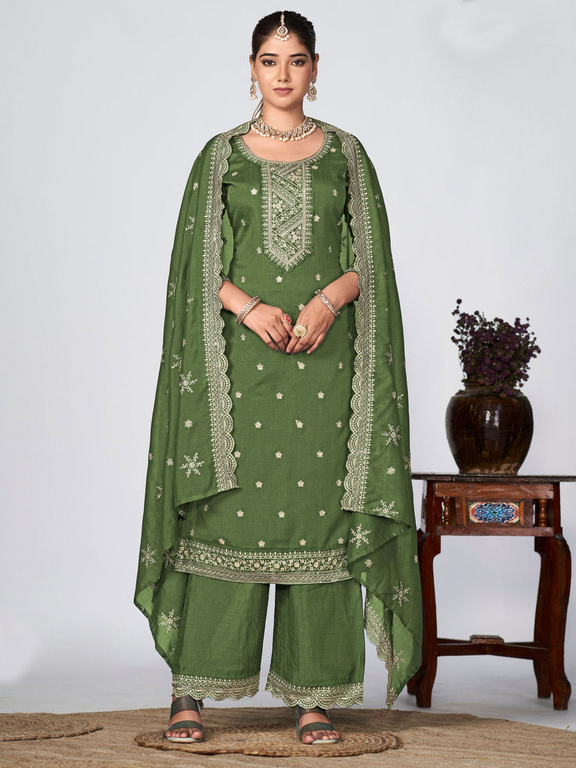Indian Clothing Online Buy Sarees Salwar Suits Lehengas Inddus Inddus