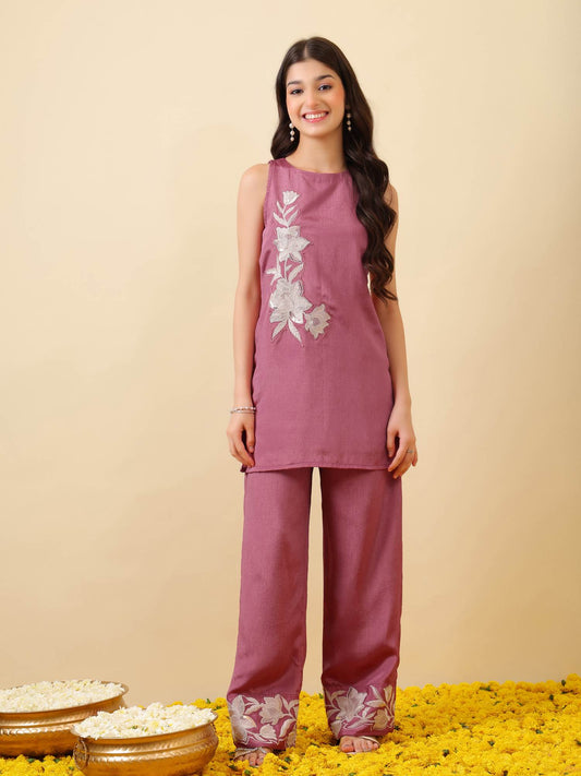 Girls Floral Embroidered Regular Thread Work Kurta with Trousers