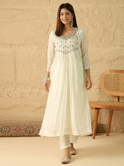 Women Floral Embroidered Empire Thread Work Kurta with Trousers & With Dupatta