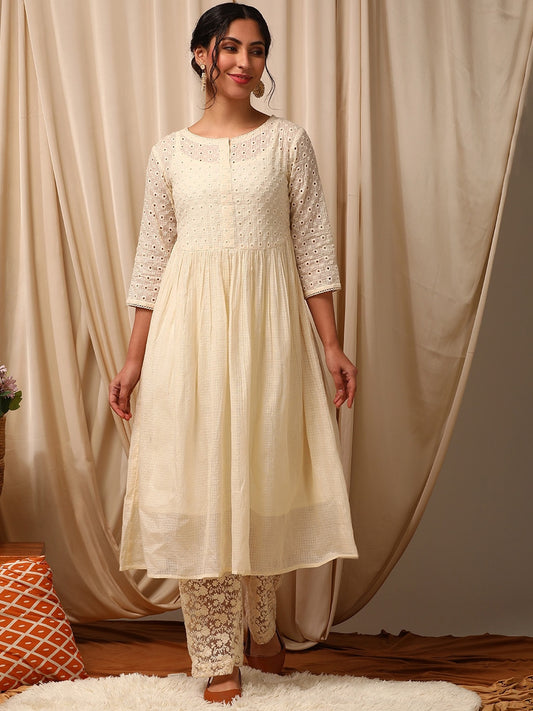 Off White Women Gotta Patti Anarkali Kurta