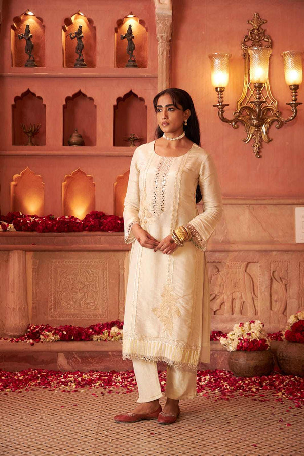 Cream Simmer Gerogette Embroiderd Kurta Set