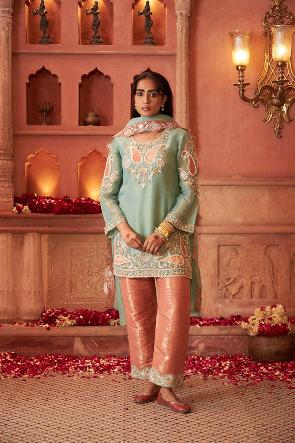 Sea Green Simmer Gerogette Embroiderd Kurta Set