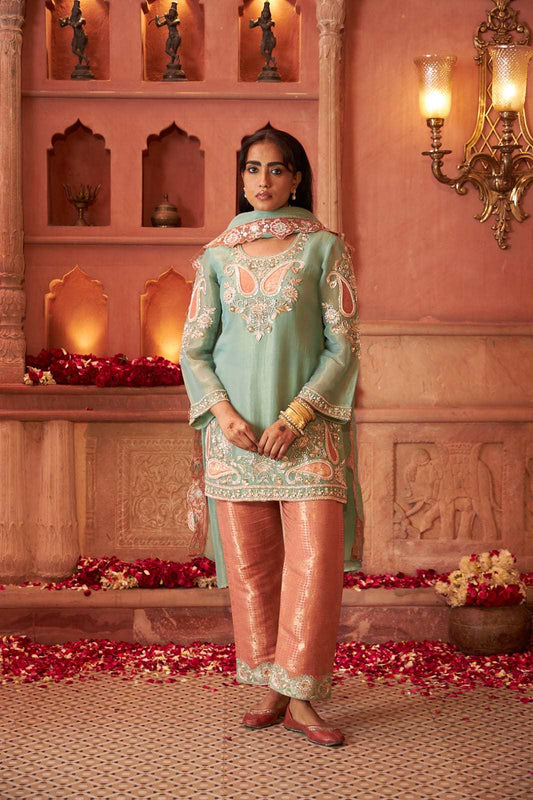 Sea Green Simmer Gerogette Embroiderd Kurta Set