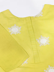 Women Floral Thread and Sequinned Embroidered Kurta Set with Dupatta