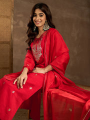 Floral Embroidered Round Neck Kurta & Trousers With Dupatta