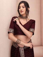 Striped Zari & Sequinned Embroidered Saree With Blouse Piece