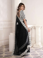 Thread Scalloped Embroidered Border Saree With Blouse Piece