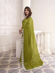 Thread Scalloped Embroidered Saree With Blouse Piece