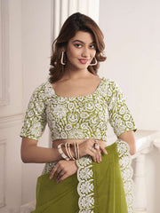 Thread Scalloped Embroidered Saree With Blouse Piece