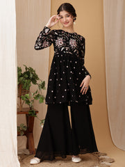 Girls Floral Embroidered Pleated Thread Work Kurta With Palazzo