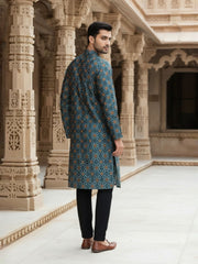 Men Ethnic Motifs Embroidered Sequinned Kurta