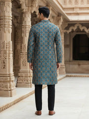 Men Ethnic Motifs Embroidered Sequinned Kurta