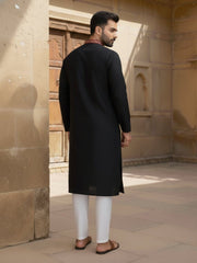 Men Floral Yoke Design Thread Work Kurta