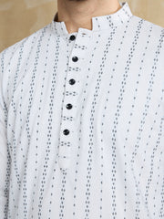 Men Striped Kurta