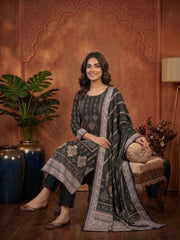Women Ethnic Motifs Printed Regular Pure Silk Kurta with Trousers & With Dupatta