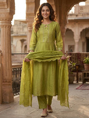 Women Ethnic Motifs Embroidered Regular Thread Work Chanderi Cotton Kurta with Trousers & With Dupatta