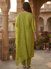 Women Ethnic Motifs Embroidered Regular Thread Work Chanderi Cotton Kurta with Trousers & With Dupatta