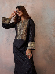 Printed V-Neck Maxi Dress
