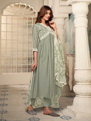 Women Floral Yoke Design Pleated Thread Work Kurta with Trousers & With Dupatta