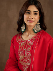 Floral Embroidered Zari Straight Kurta With Trousers And Dupatta